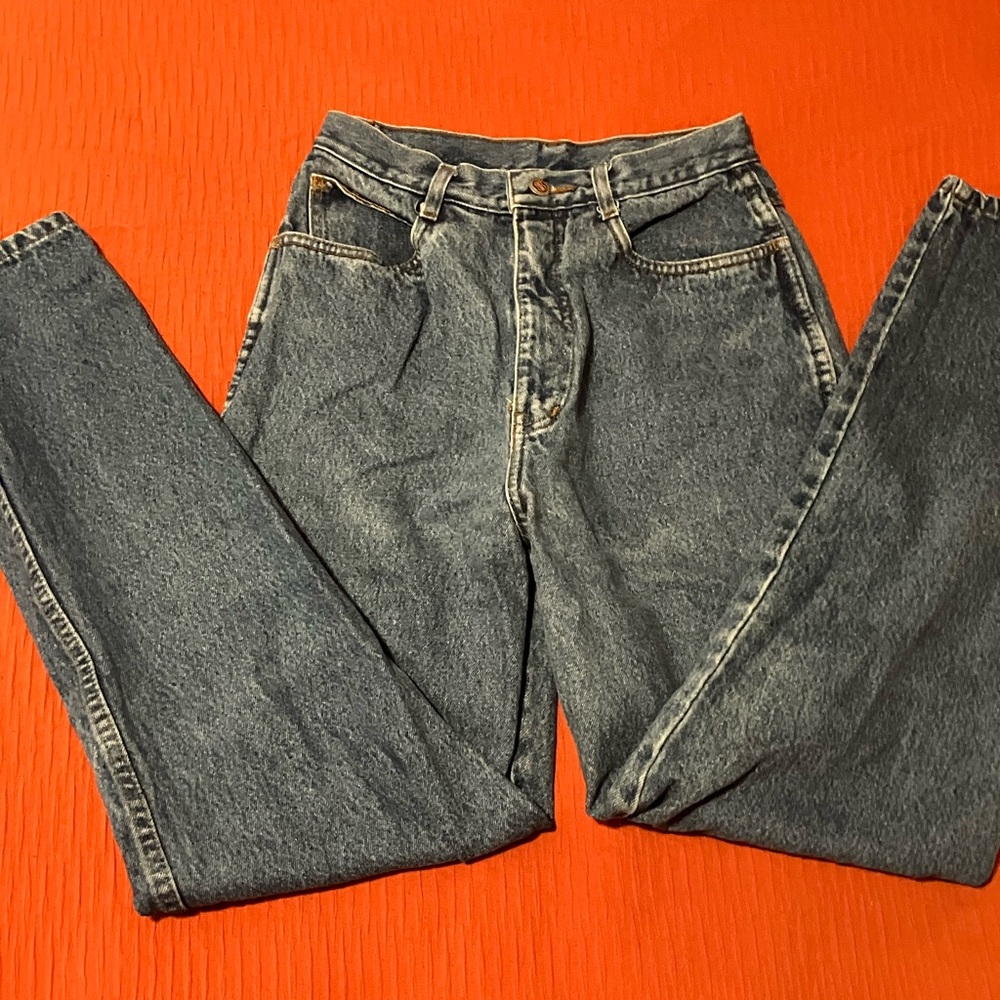 Vintage Bill Blass Blue woman’s Straight Leg Jeans